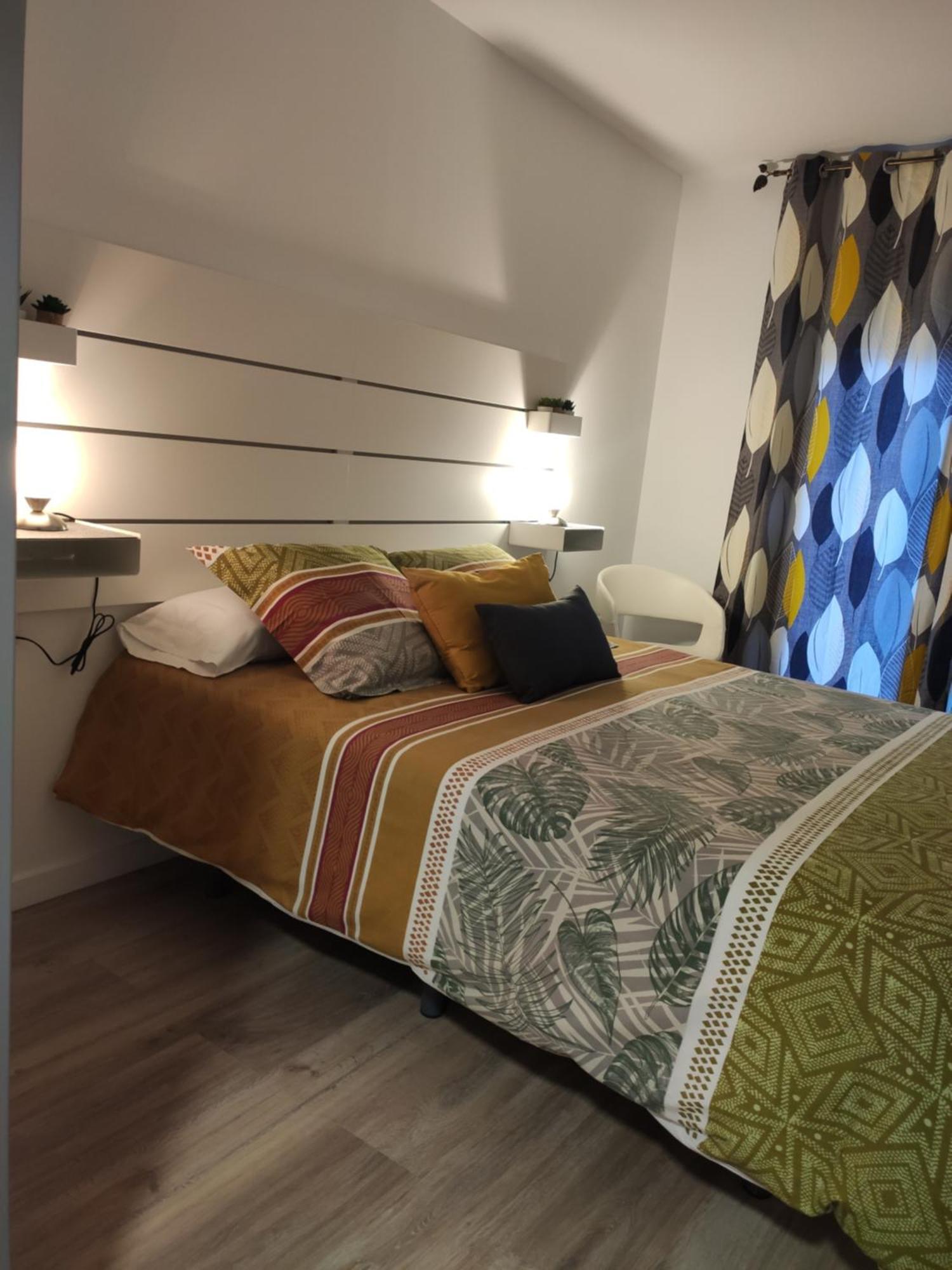 Apartamento Confort II ラ・セウ・ドゥルジェイ エクステリア 写真