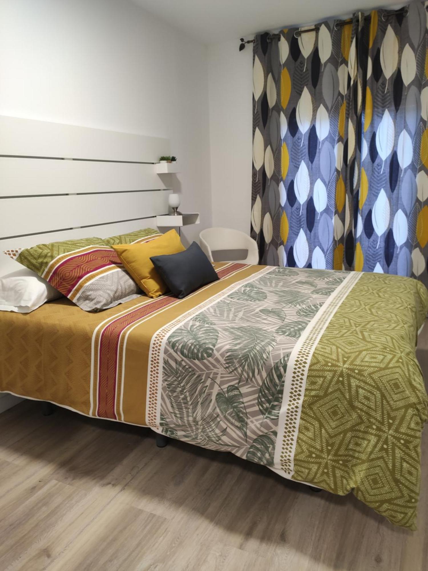 Apartamento Confort II ラ・セウ・ドゥルジェイ エクステリア 写真